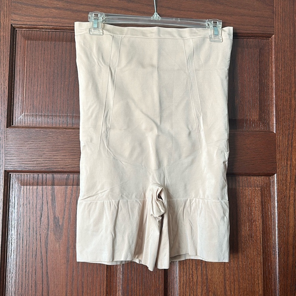Spanx 1x high waisted mid thigh slimmer nude